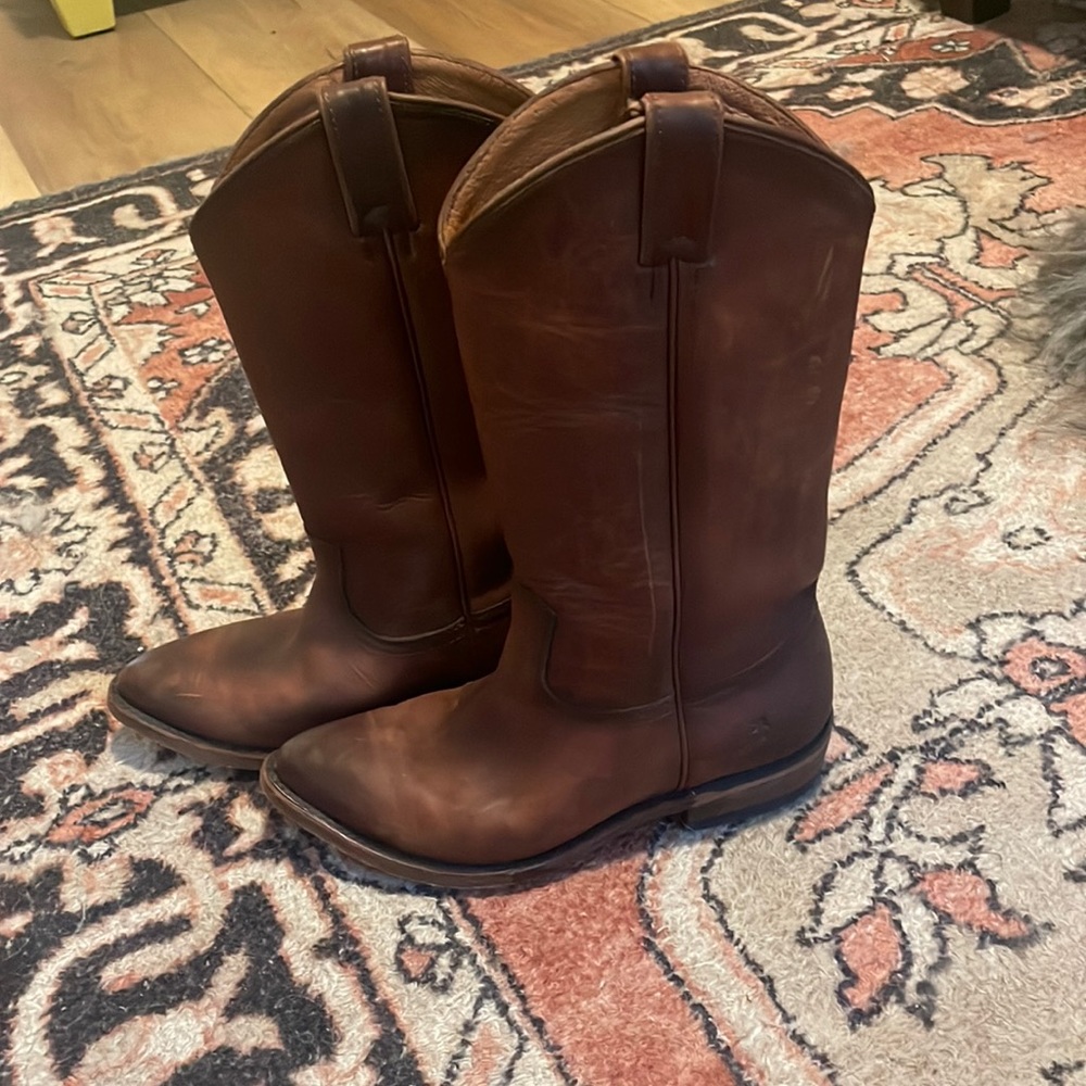 Frye Billy pull on boots